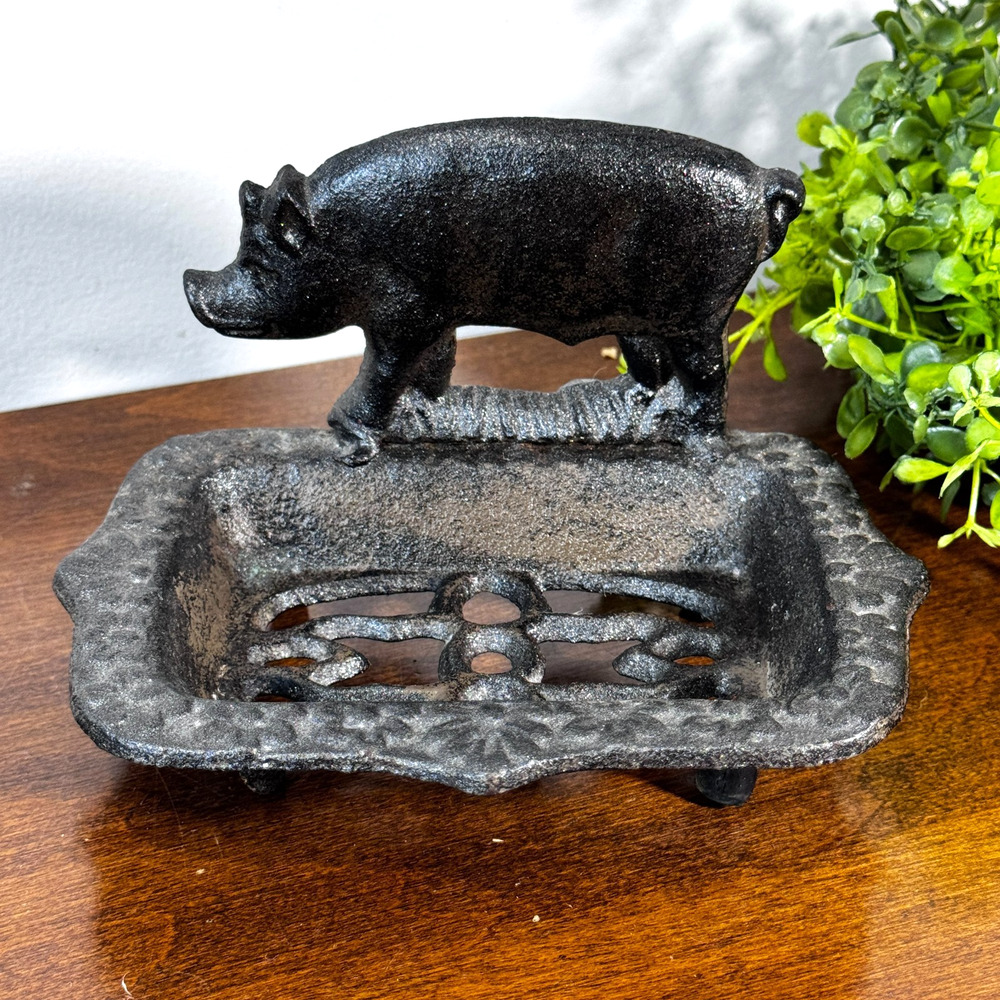 Vintage Cast Iron Pig Soap Dish Holder Rustic Farmhouse Decor